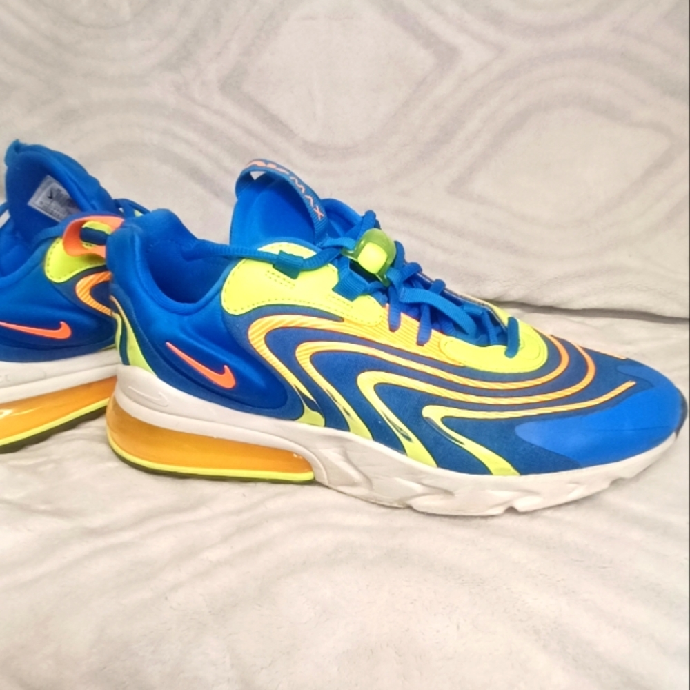 Nike Air Max React Mens Size 10.5....GUC